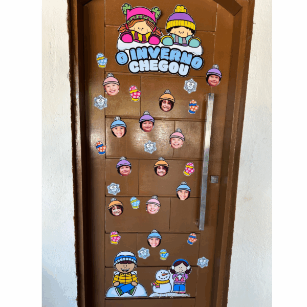 PAINEL DE PORTA O INVERNO CHEGOU (inverno, estações do ano, clima, natureza)