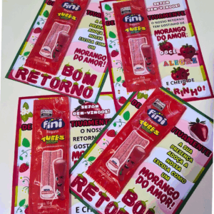 CARTÃO VOLTA ÁS AULAS DEFINITIVAMENTE MORANGO DO AMOR (cartão fini)