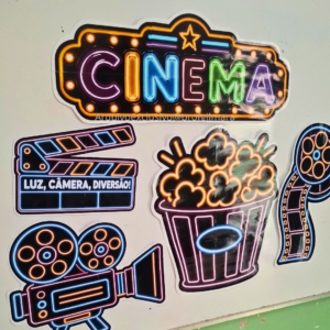 PAINEL CINEMA NEON
